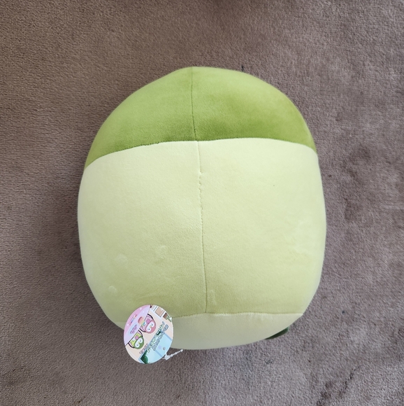 Takashoji green matcha penguin holding dango plushy - Picture 2 of 5